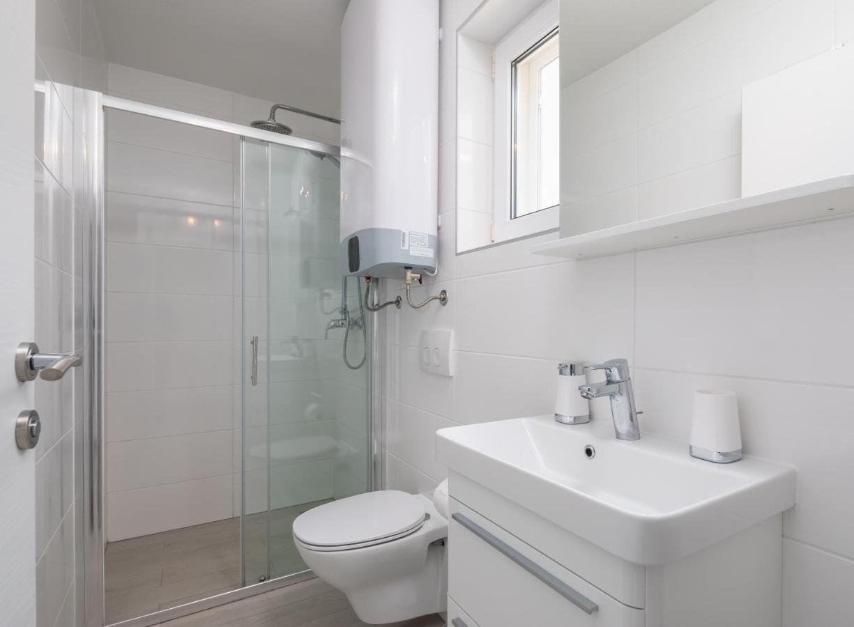 Vila Blanka Apartments Rogoznica  Luaran gambar