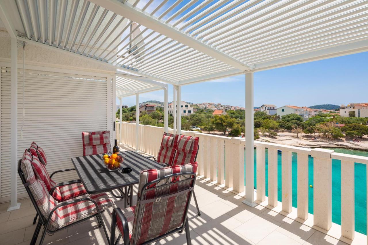 Vila Blanka Apartments Rogoznica  Luaran gambar