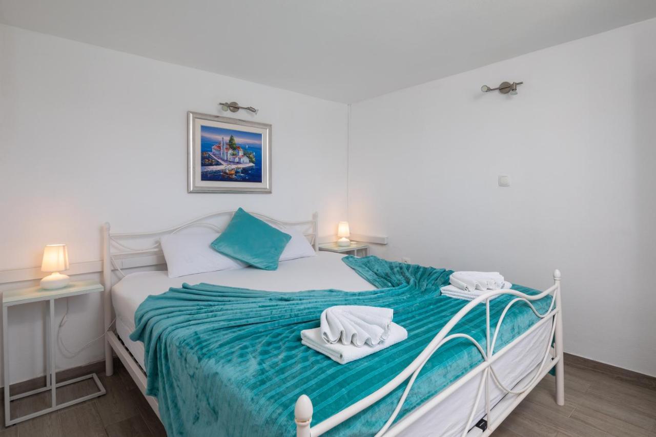 Vila Blanka Apartments Rogoznica  Luaran gambar