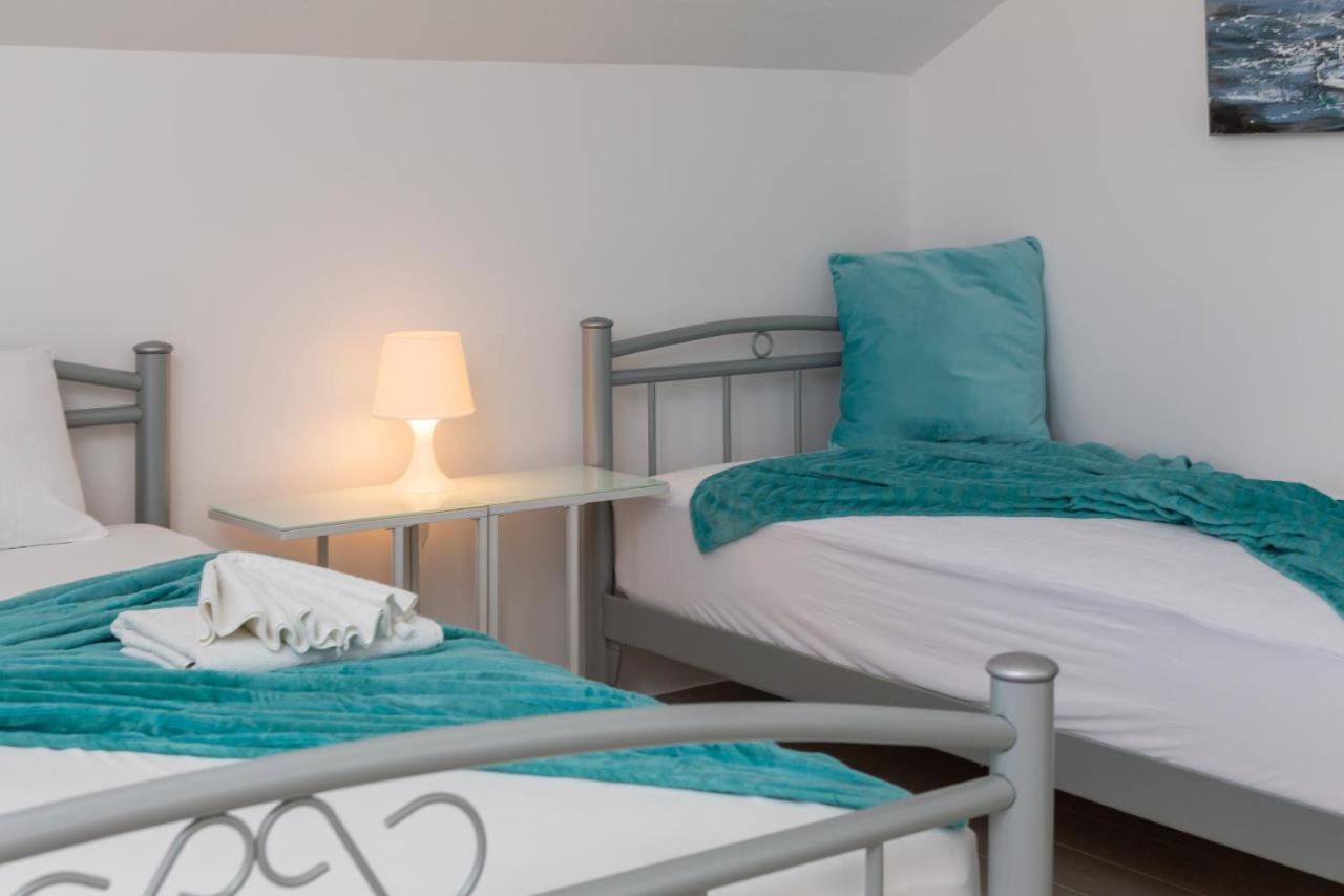 Vila Blanka Apartments Rogoznica  Luaran gambar